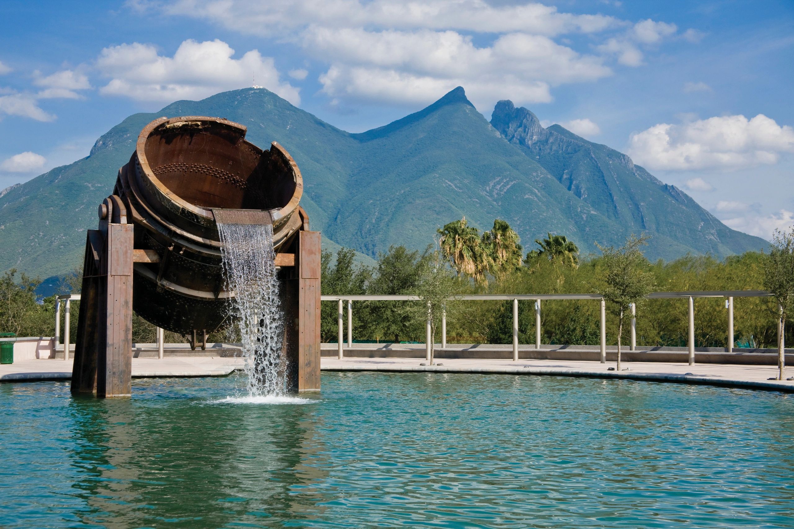 Crisol – Parque Fundidora, Monterrey